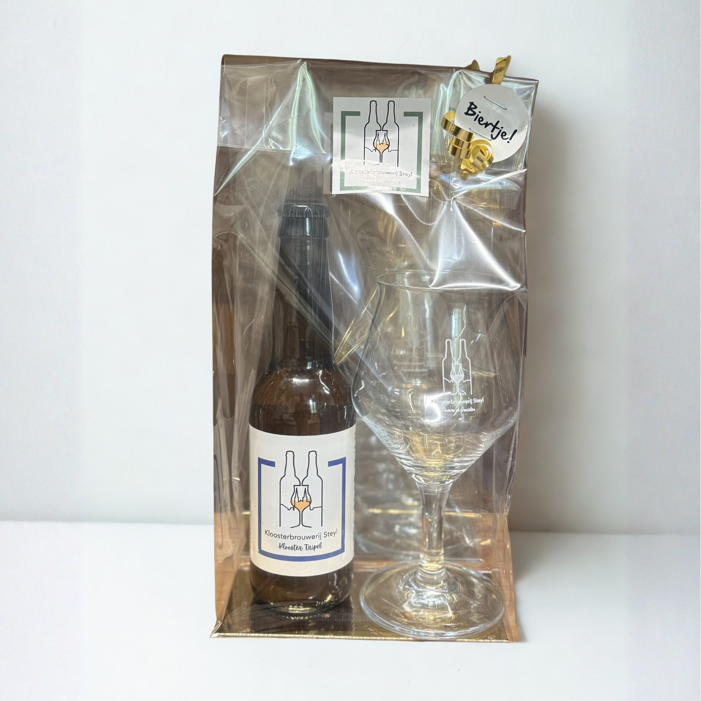 - Cadeauverpakking 1x 33 cl + logoglas